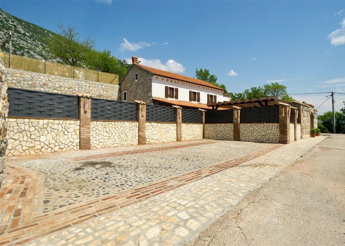 House For sale - PRIMORSKO-GORANSKA  VINODOLSKA OPĆINA 