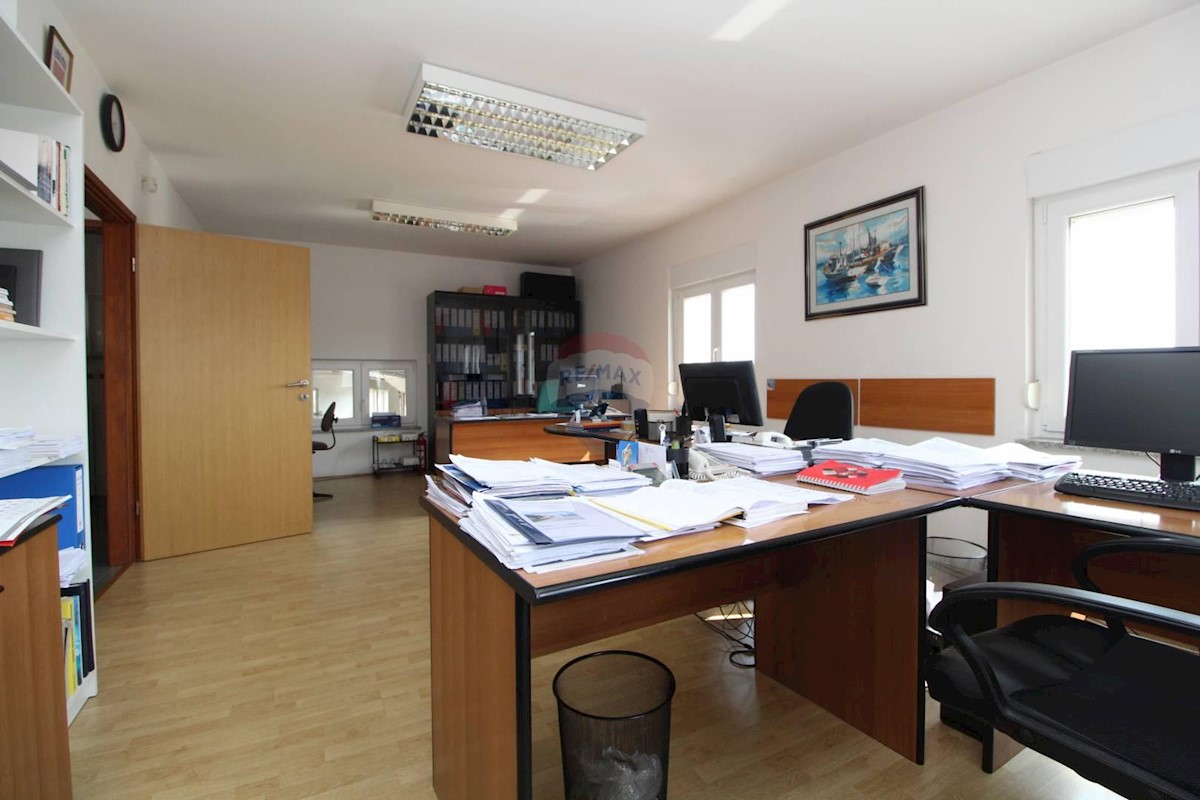 Commerciale Da affittare - PRIMORSKO-GORANSKA  Čavle