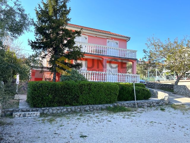 Casa in vendita 300 m² – Krk