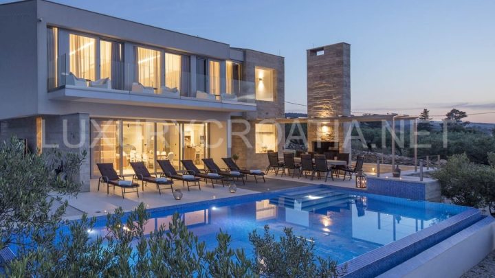 House for sale 290 m² – Brač