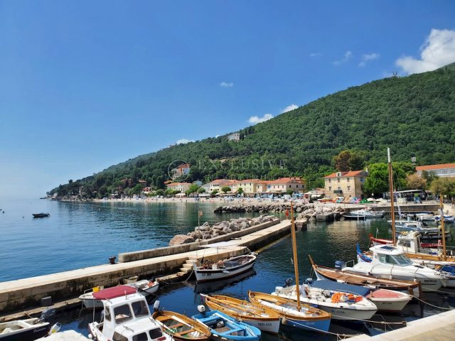 Land for sale 1800 m² – Mošćenička Draga