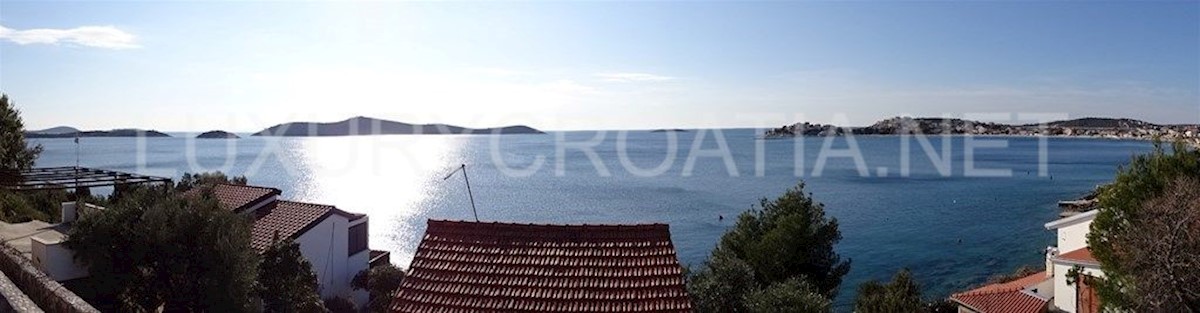 Kuća Na prodaju - ŠIBENSKO-KNINSKA  ROGOZNICA 