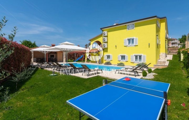 Haus zu verkaufen 250 m² – Poreč