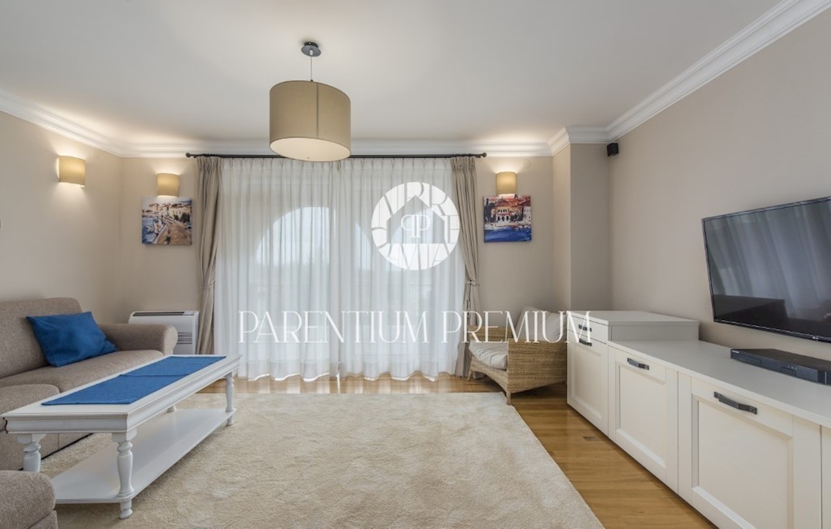Dom Na sprzedaż - ISTARSKA  POREČ 
