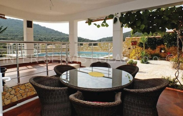 Casa in vendita 160 m² – Vinišće