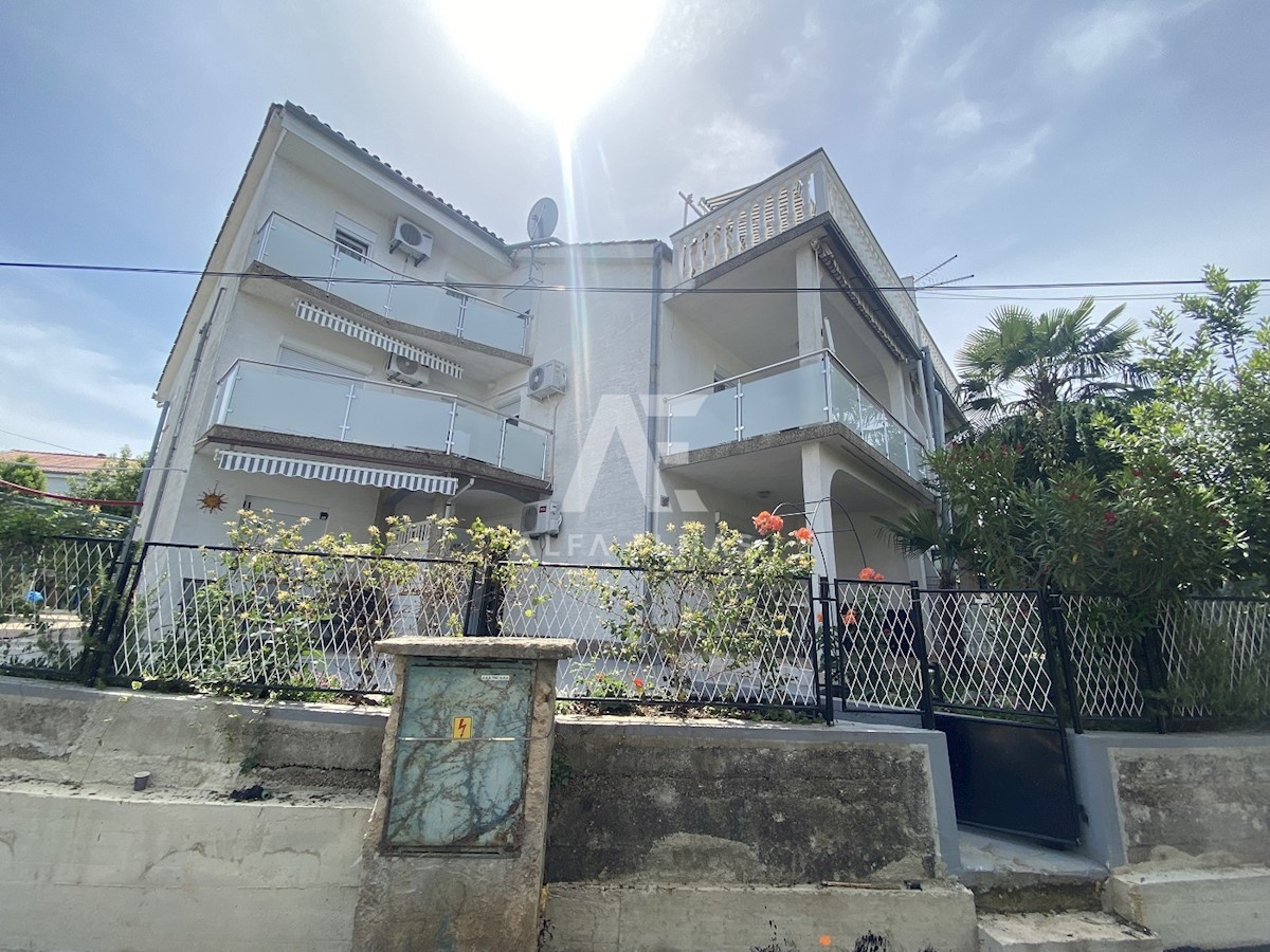 Hiša Na predaj - PRIMORSKO-GORANSKA  KRK 