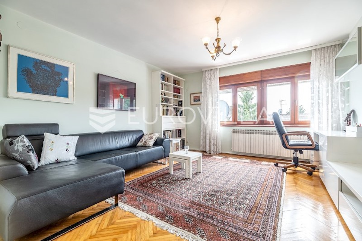 Maison À vendre - GRAD ZAGREB  ZAGREB 