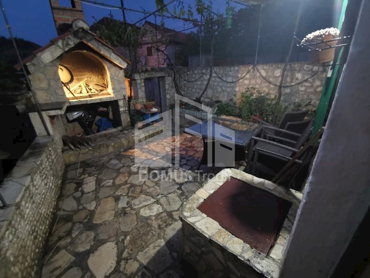 Casa In vendita - SPLITSKO-DALMATINSKA TROGIR