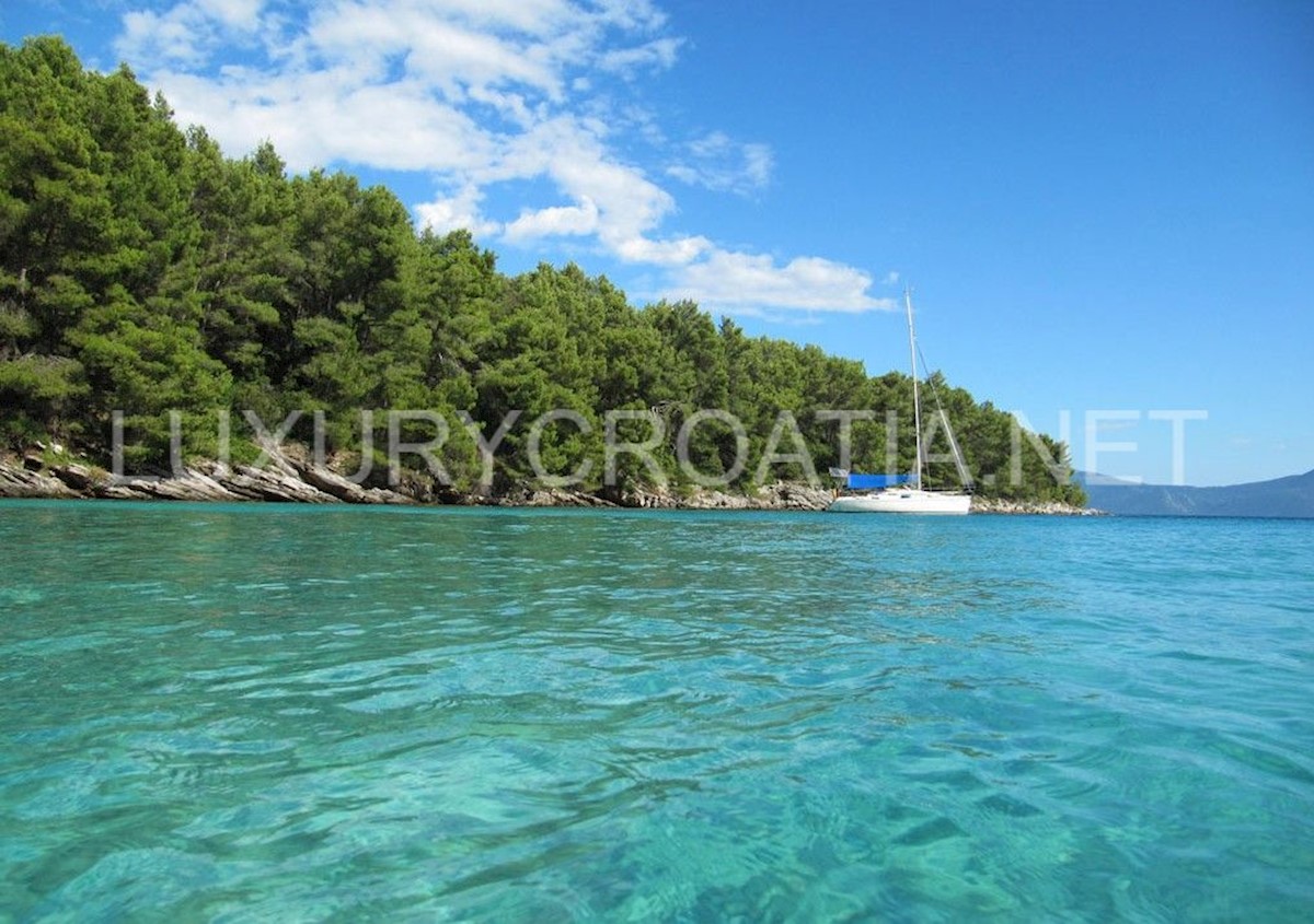 Land For sale - SPLITSKO-DALMATINSKA  HVAR 