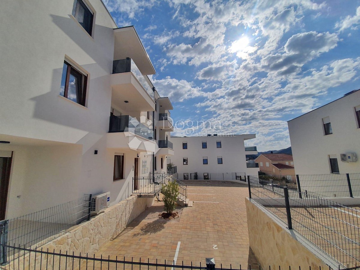 Apartment Zu verkaufen - ŠIBENSKO-KNINSKA  ŠIBENIK 