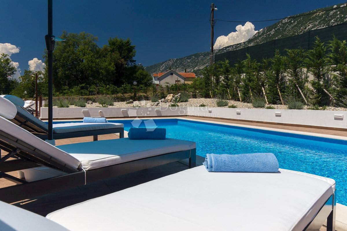Kuća Na prodaju - PRIMORSKO-GORANSKA  VINODOLSKA OPĆINA 