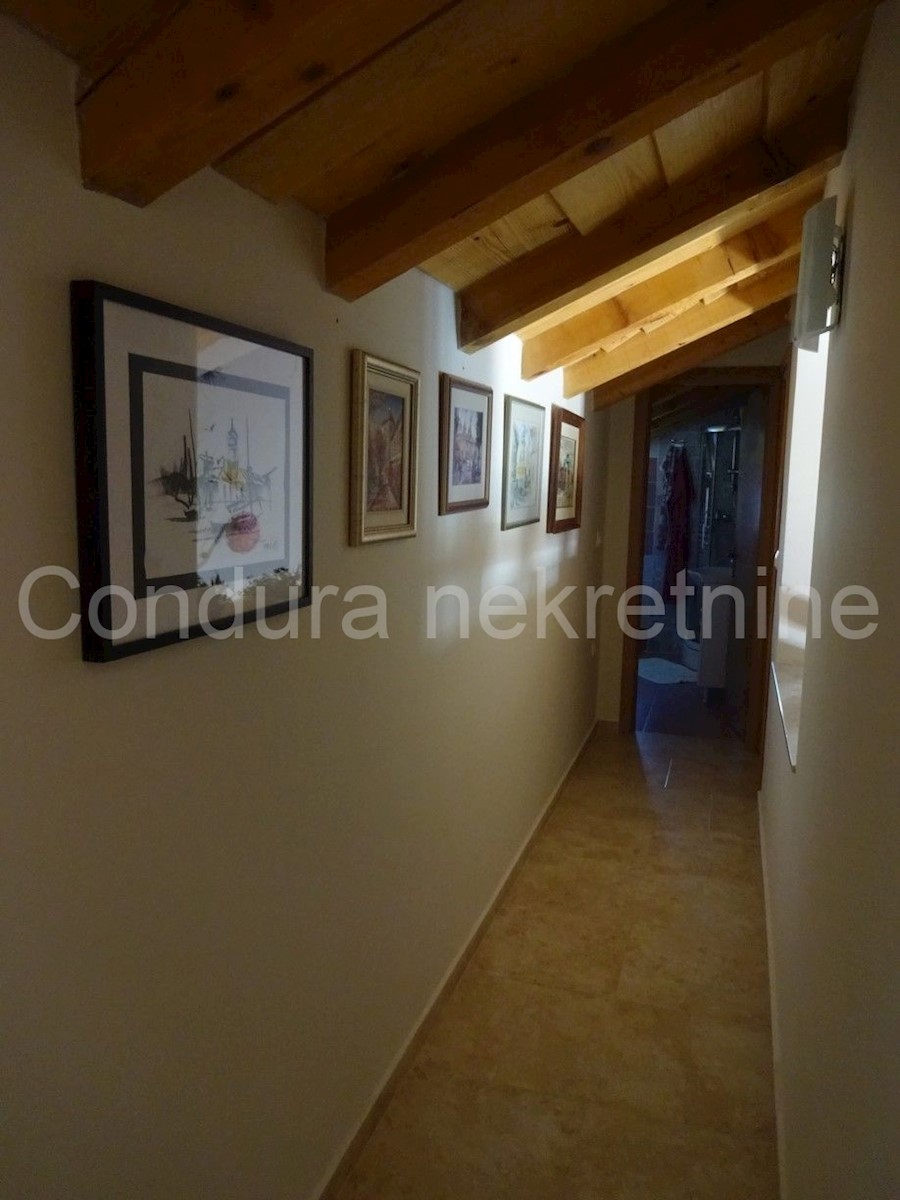 Maison À vendre - ZADARSKA  Nin