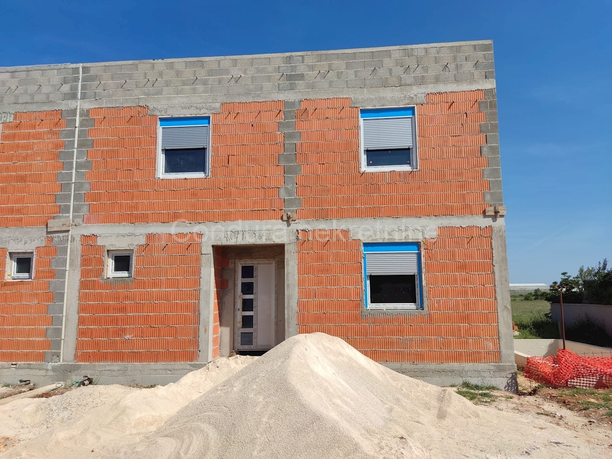 House For sale - ZADARSKA  Vir