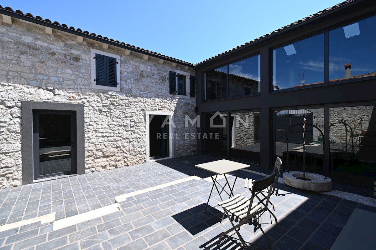 Haus Zu verkaufen - Istarska Poreč - foto 1/56