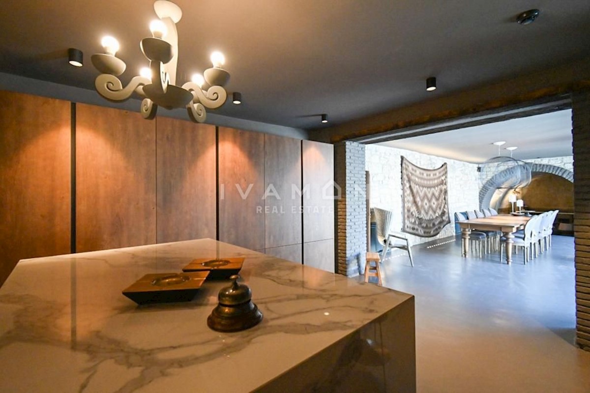 Haus Zu verkaufen - ISTARSKA  POREČ 