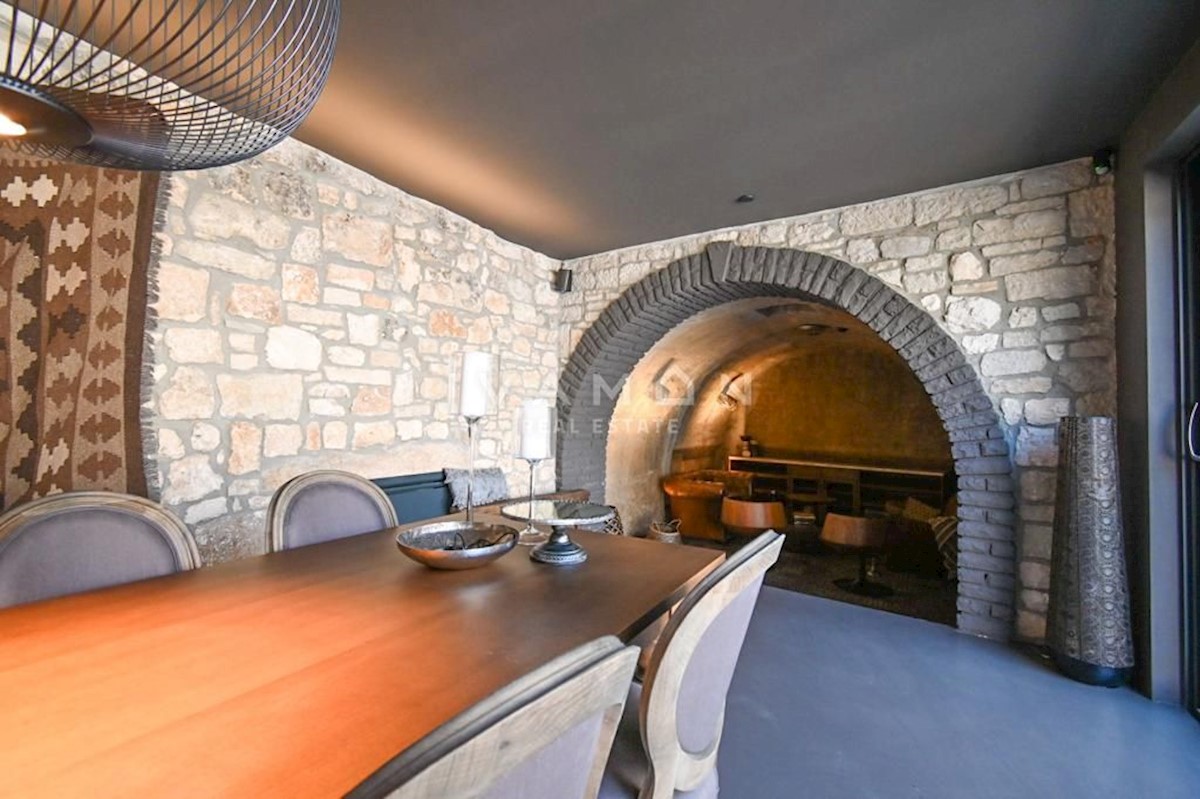 Haus Zu verkaufen - ISTARSKA  POREČ 