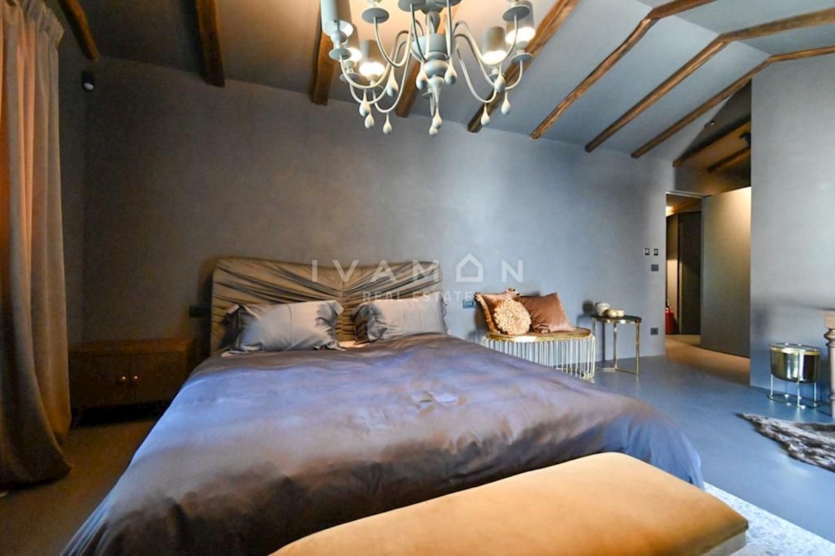 Haus Zu verkaufen - ISTARSKA  POREČ 