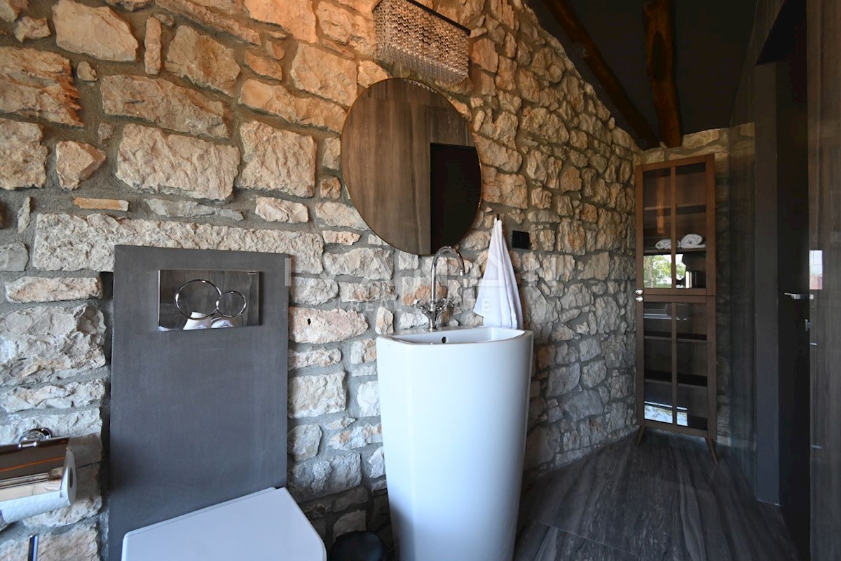 Haus Zu verkaufen - ISTARSKA  POREČ 
