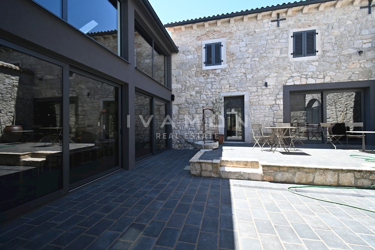 Haus Zu verkaufen - ISTARSKA  POREČ 