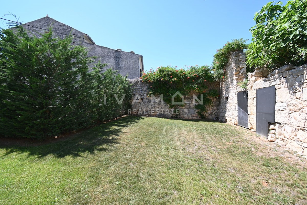 Haus Zu verkaufen - ISTARSKA  POREČ 