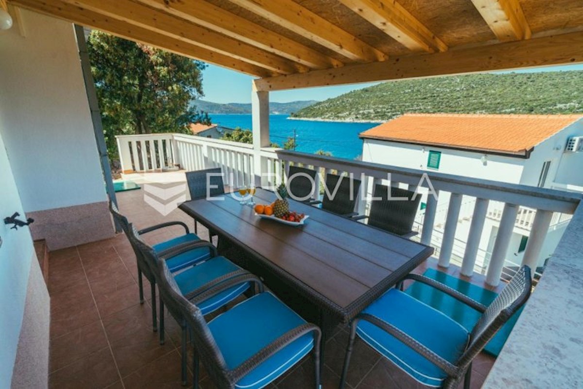 Casa In vendita - SPLITSKO-DALMATINSKA  TROGIR 