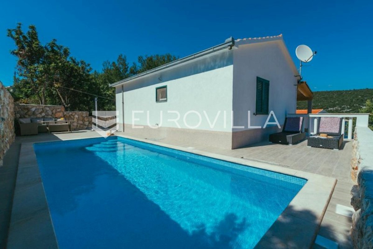 Casa In vendita - SPLITSKO-DALMATINSKA  TROGIR 