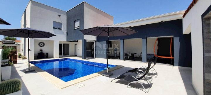Dům na prodej 244 m² – Povljana