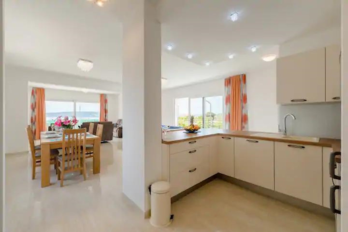 Casa In vendita - SPLITSKO-DALMATINSKA  SEGET 