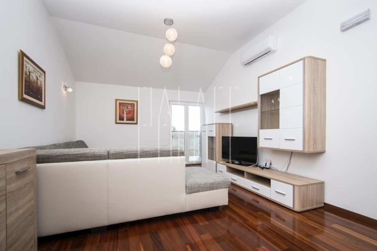 Flat For sale - ZADARSKA  BIOGRAD NA MORU 