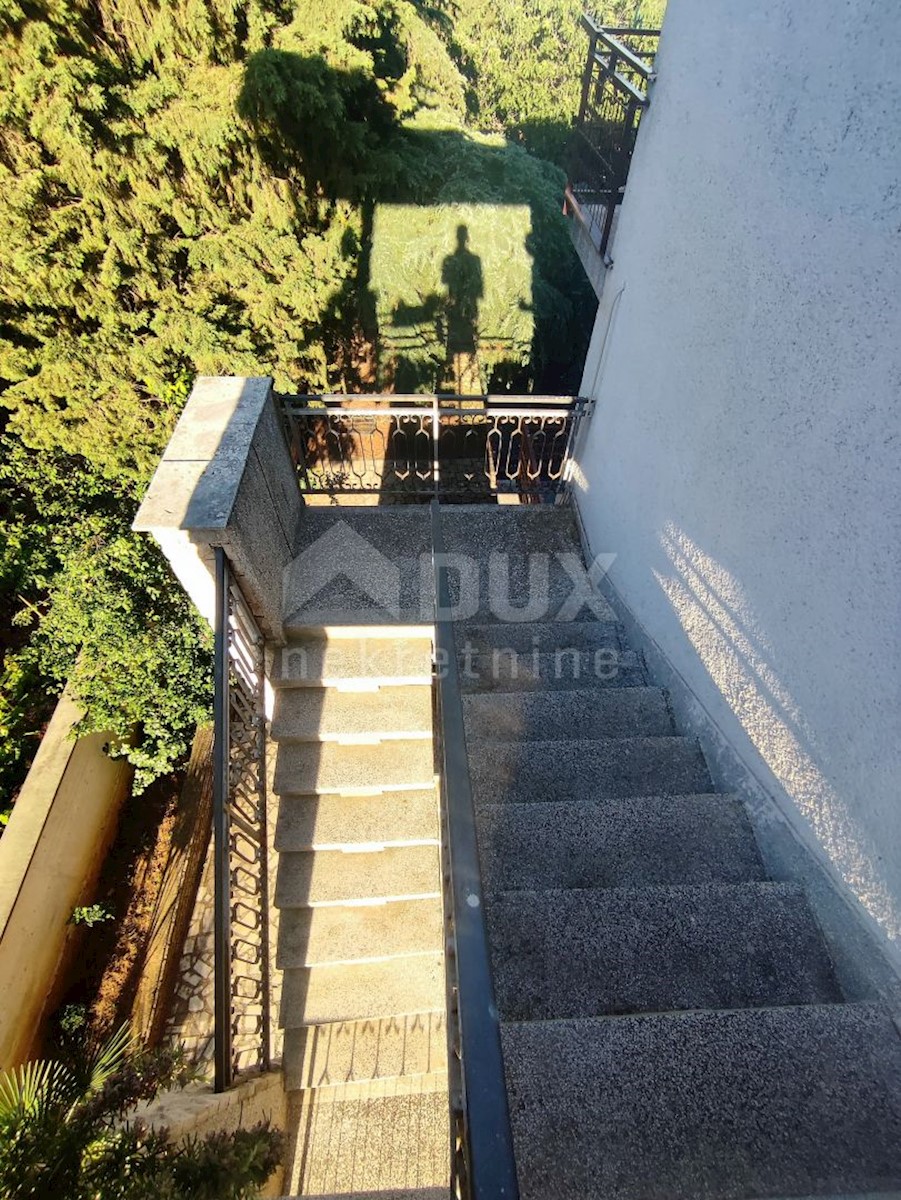 Dom Na sprzedaż - ISTARSKA  PULA 
