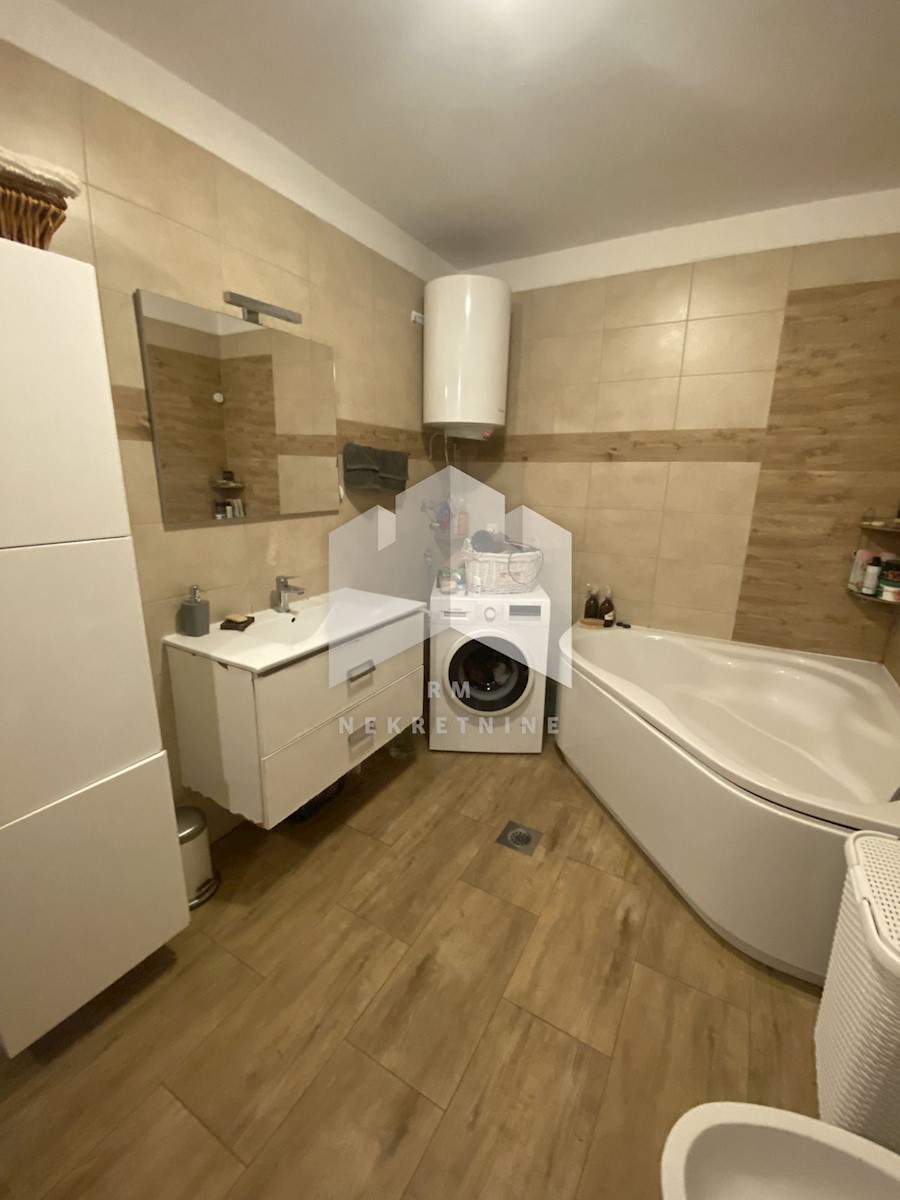 Apartment Zu verkaufen - PRIMORSKO-GORANSKA  NOVI VINODOLSKI 