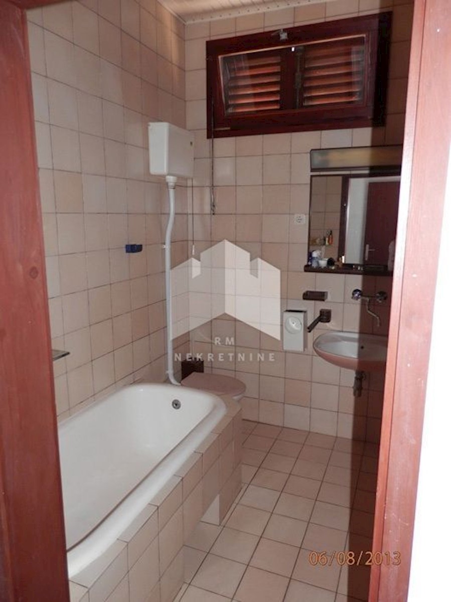 House For sale - PRIMORSKO-GORANSKA  NOVI VINODOLSKI 