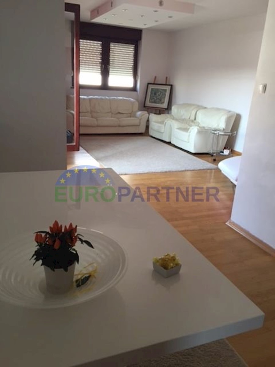 Apartma Na predaj - GRAD ZAGREB  ZAGREB 