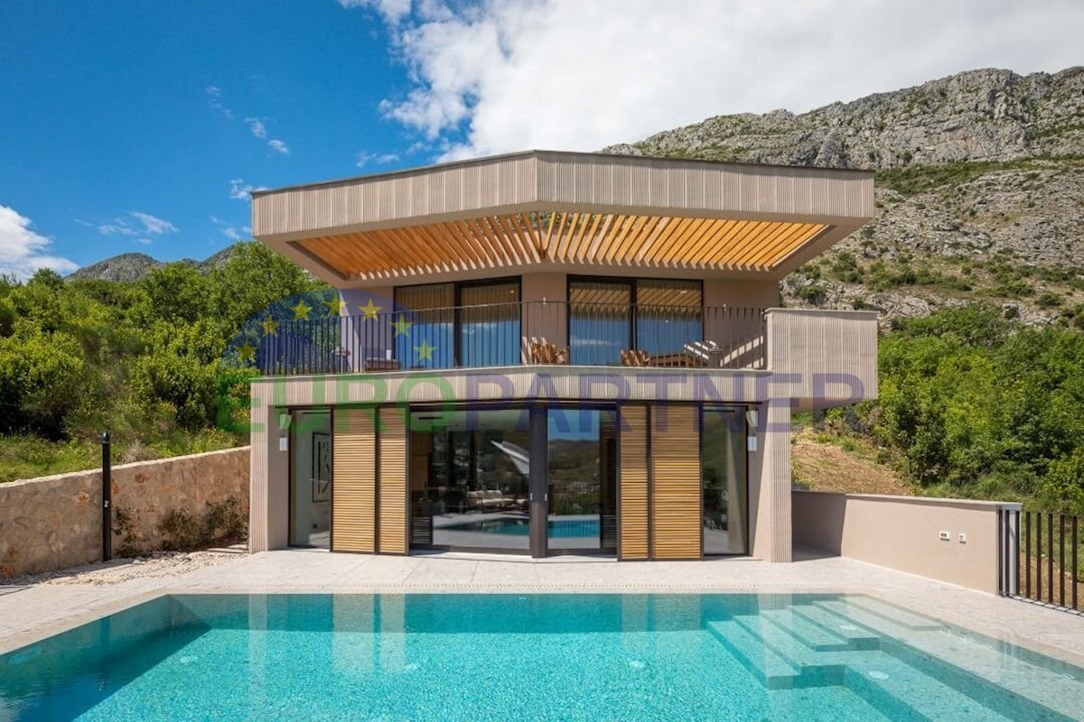 Casa In vendita - DUBROVAČKO-NERETVANSKA  DUBROVNIK 