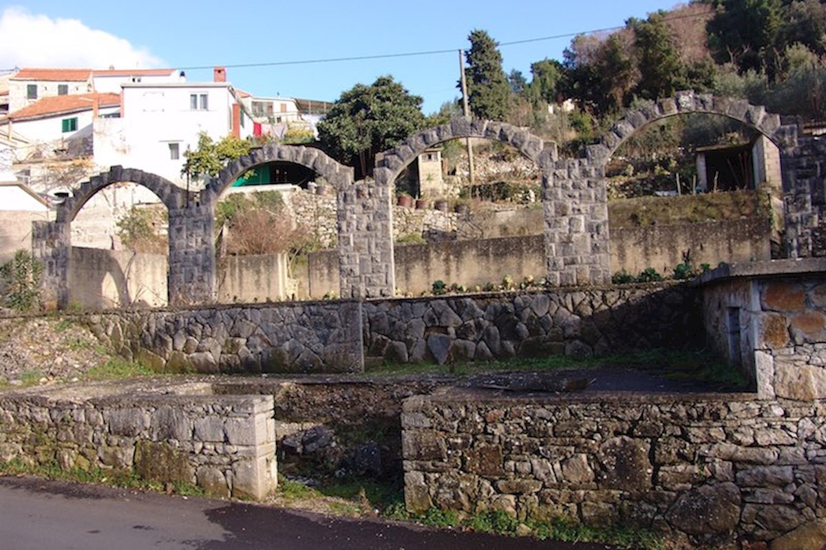 Zemljište Na prodaju - SPLITSKO-DALMATINSKA  STARI GRAD 