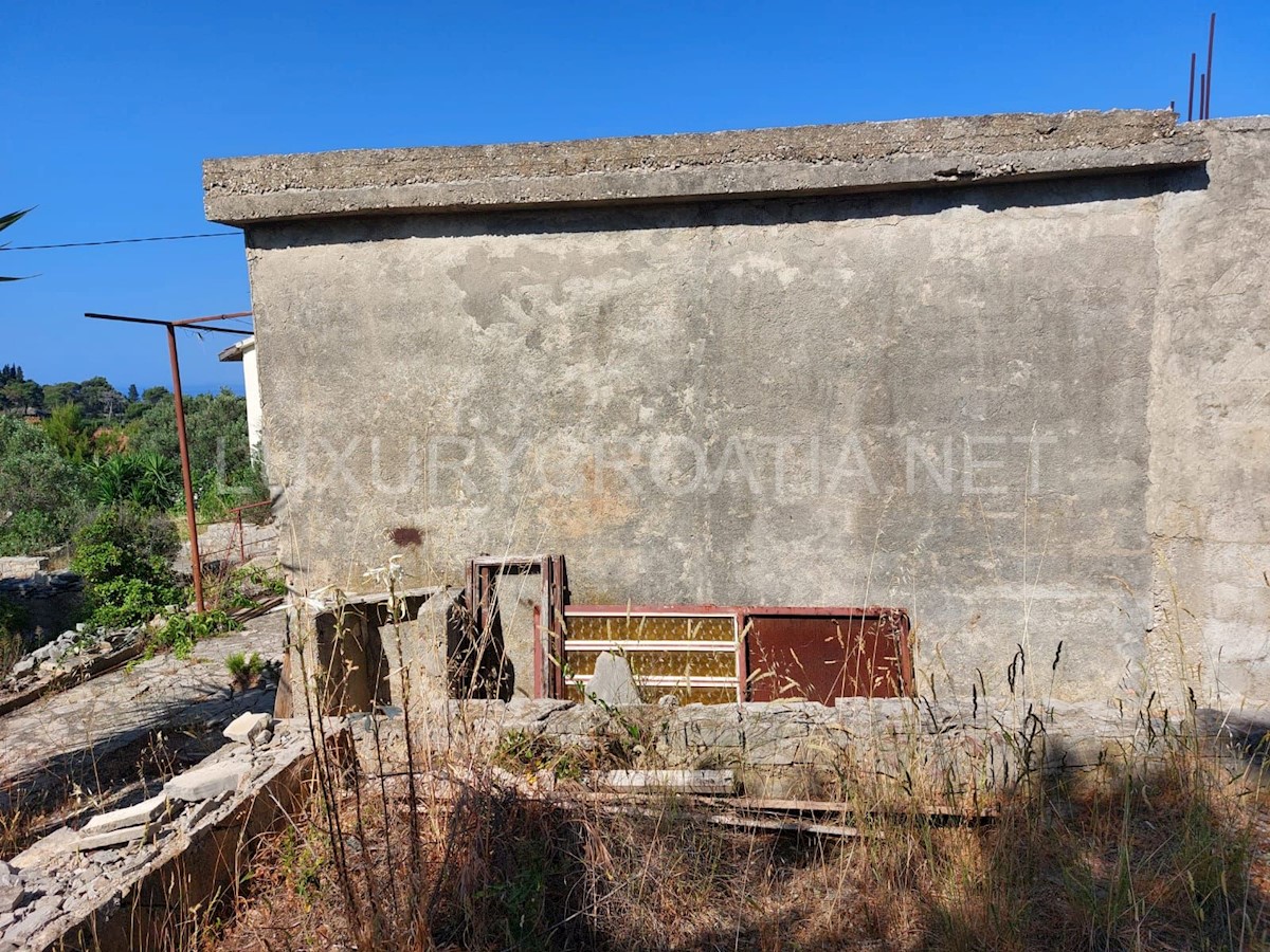 Kuća Na prodaju - SPLITSKO-DALMATINSKA ŠOLTA