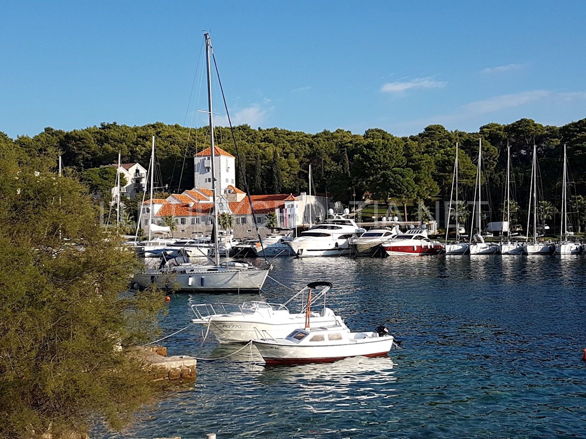 Kuća Na prodaju - SPLITSKO-DALMATINSKA ŠOLTA