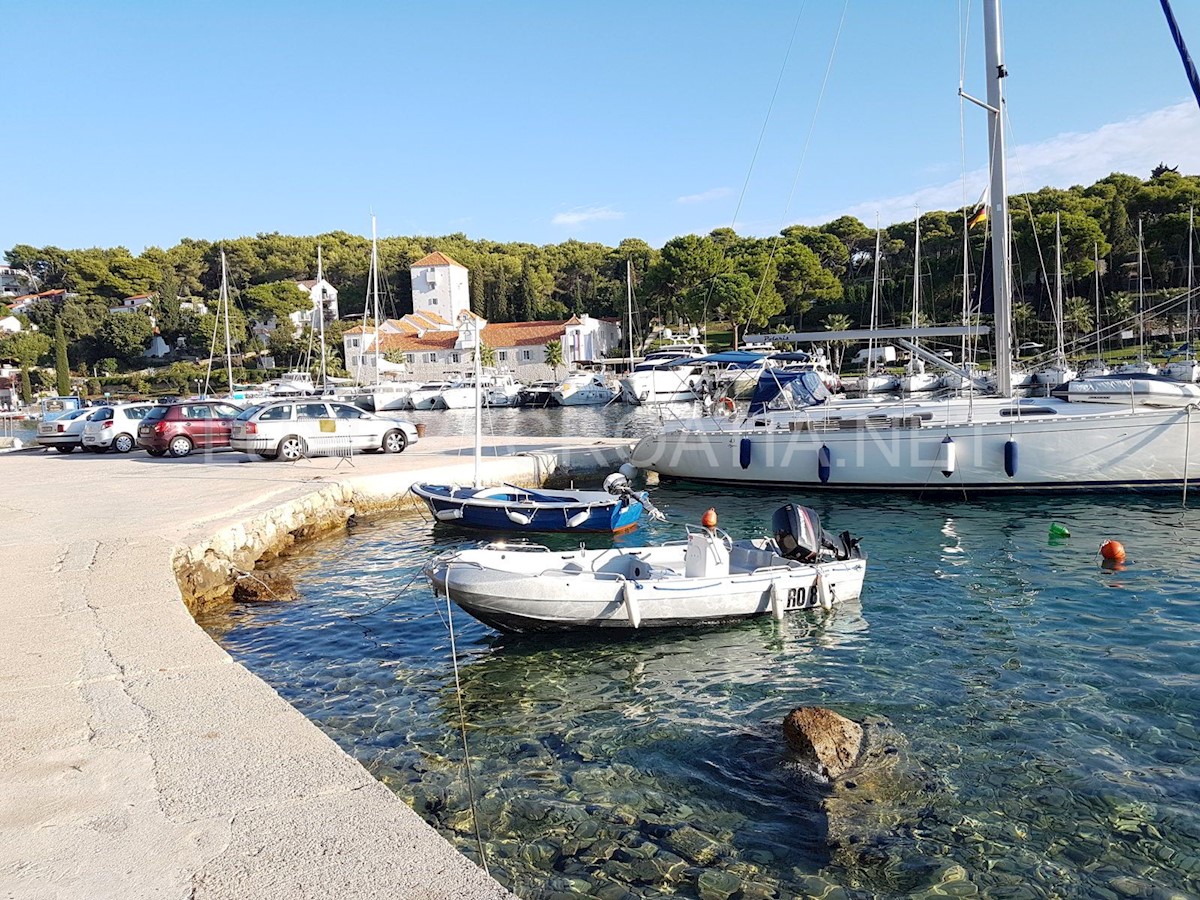 Kuća Na prodaju - SPLITSKO-DALMATINSKA ŠOLTA