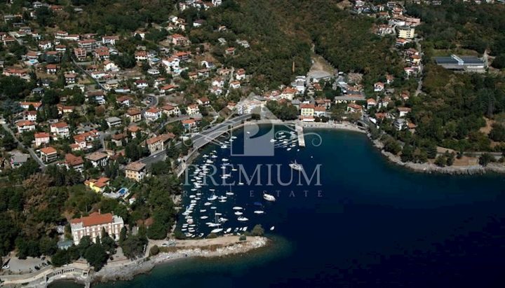 Zemljište na prodaju 2071 m² – Ika