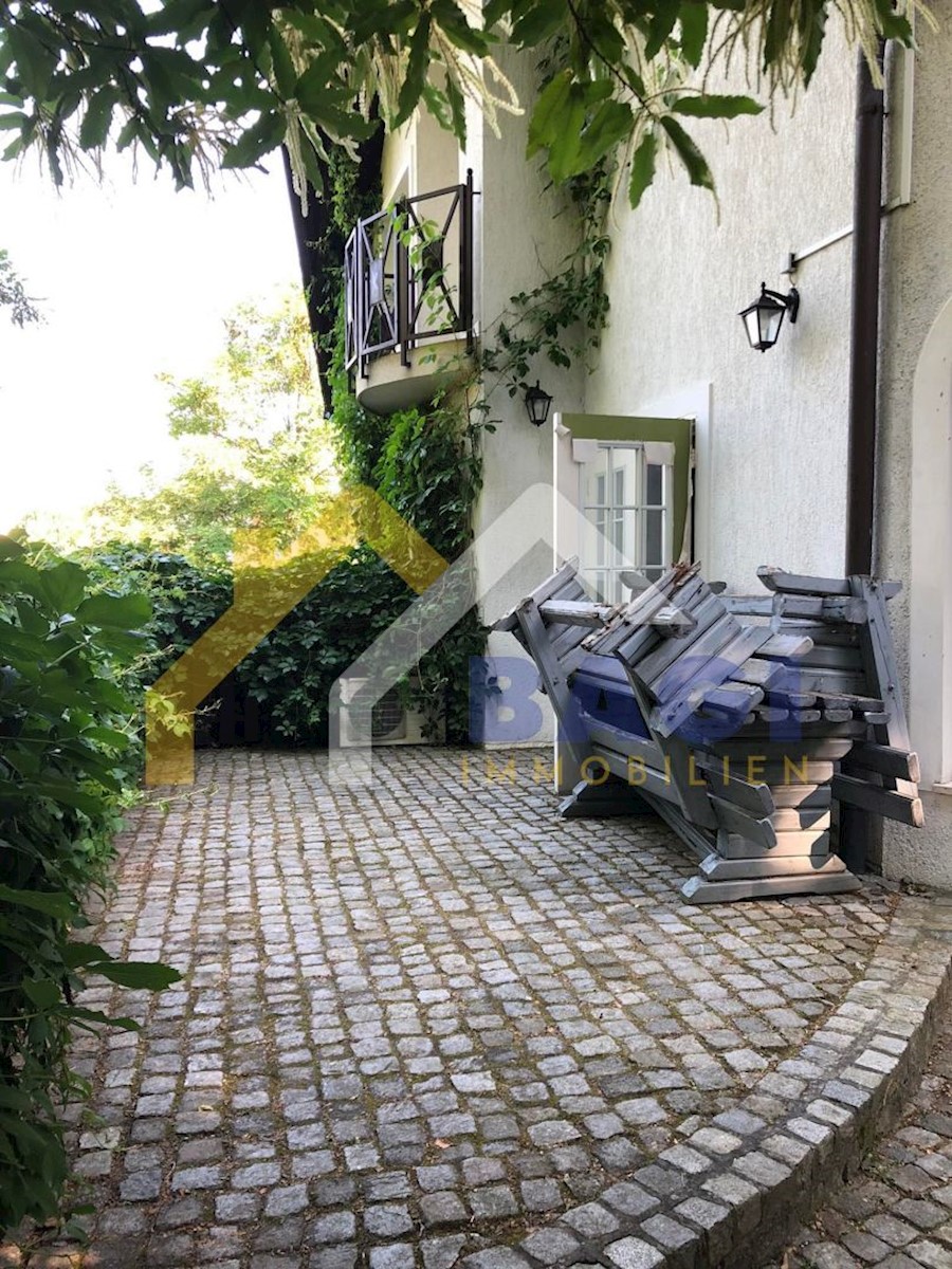 Haus Zu verkaufen - GRAD ZAGREB  ZAGREB 