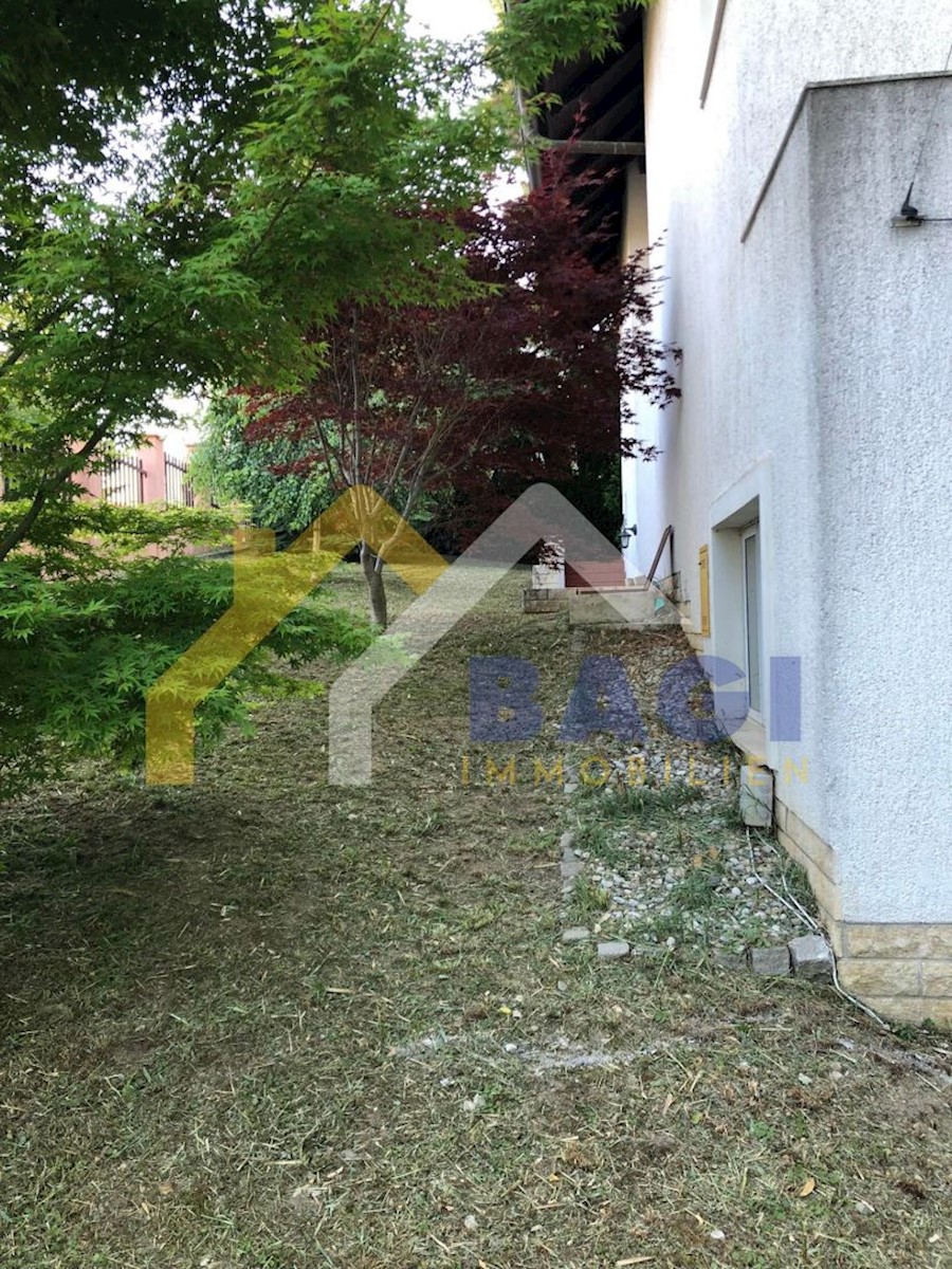 Haus Zu verkaufen - GRAD ZAGREB  ZAGREB 