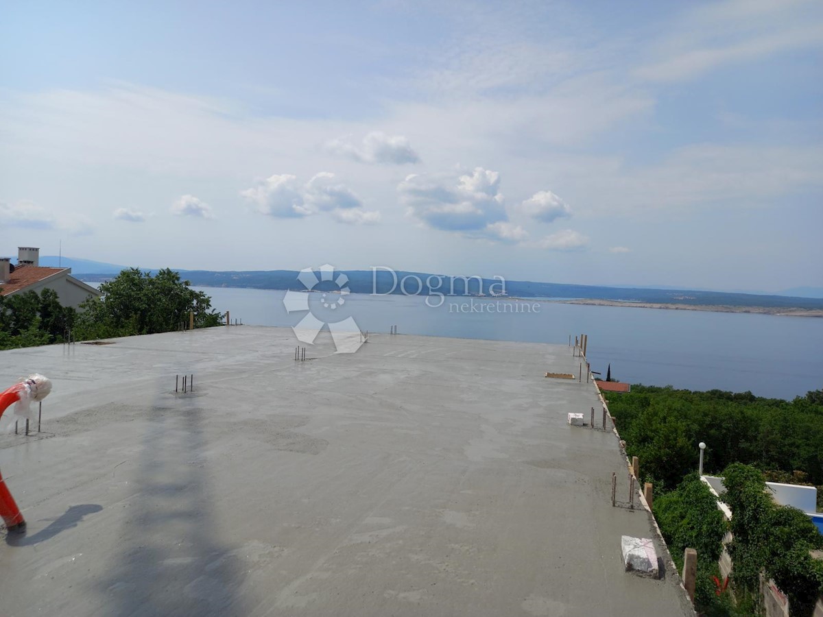 Apartma Na predaj - PRIMORSKO-GORANSKA  CRIKVENICA 