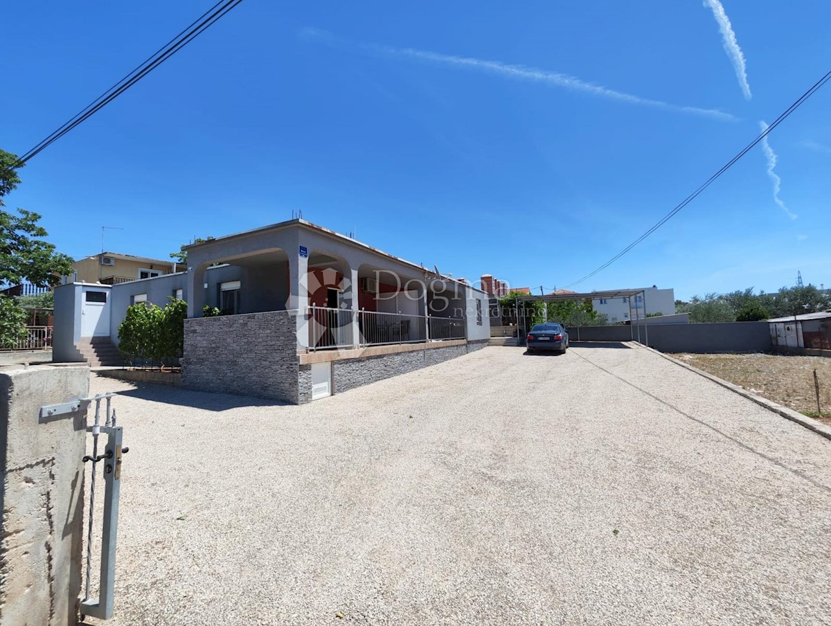 House For sale - šibensko-kninska Vodice - foto 1/17