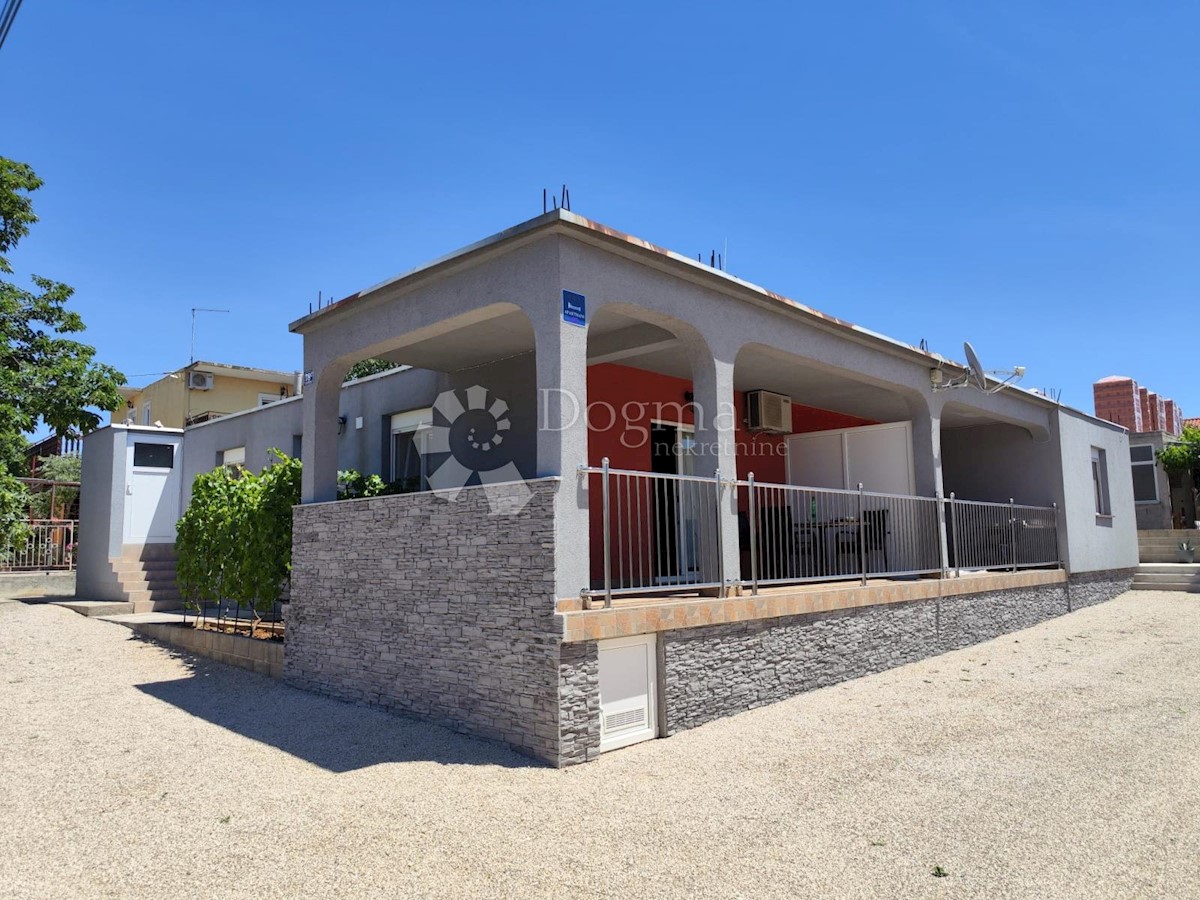 House For sale - šibensko-kninska Vodice - foto 2/17