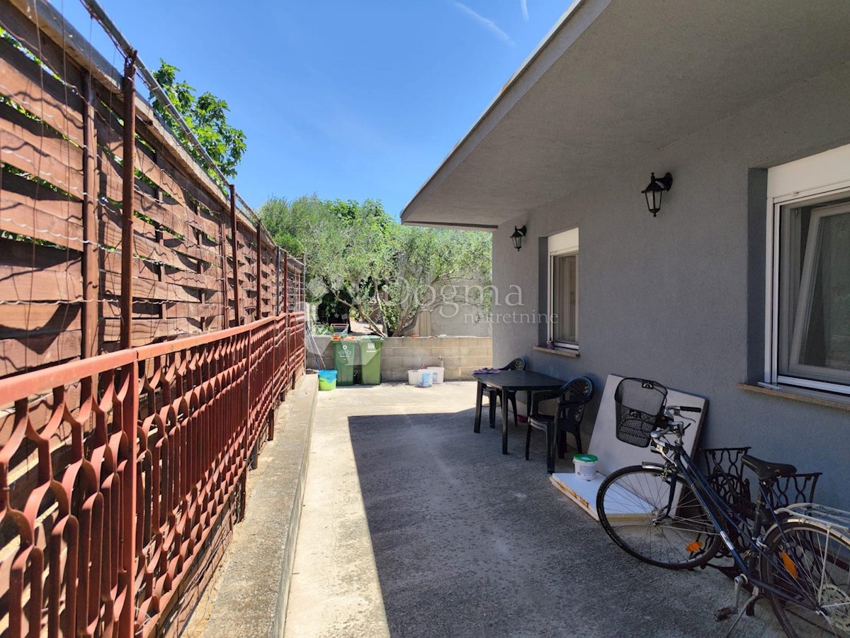 House For sale - ŠIBENSKO-KNINSKA  VODICE 