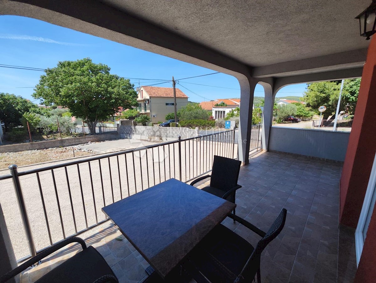House For sale - ŠIBENSKO-KNINSKA  VODICE 