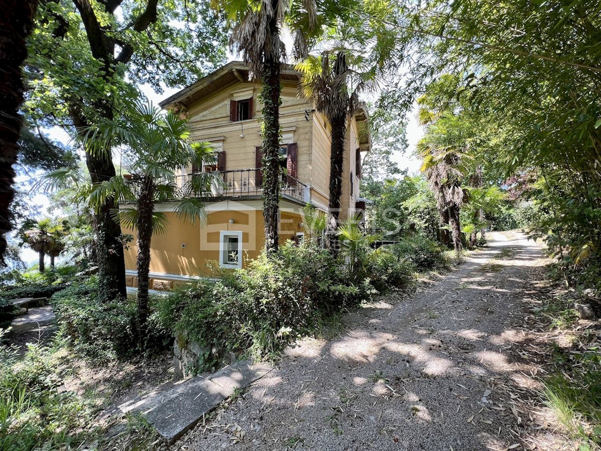 Stan Na prodaju - PRIMORSKO-GORANSKA  OPATIJA 