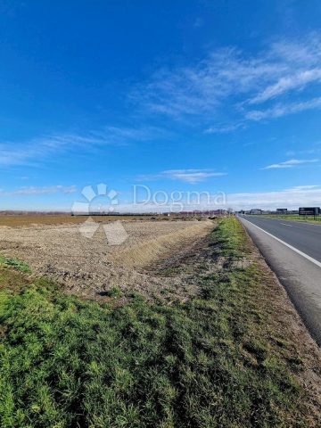 Parcela na predaj 4366 m² – Bartolovec