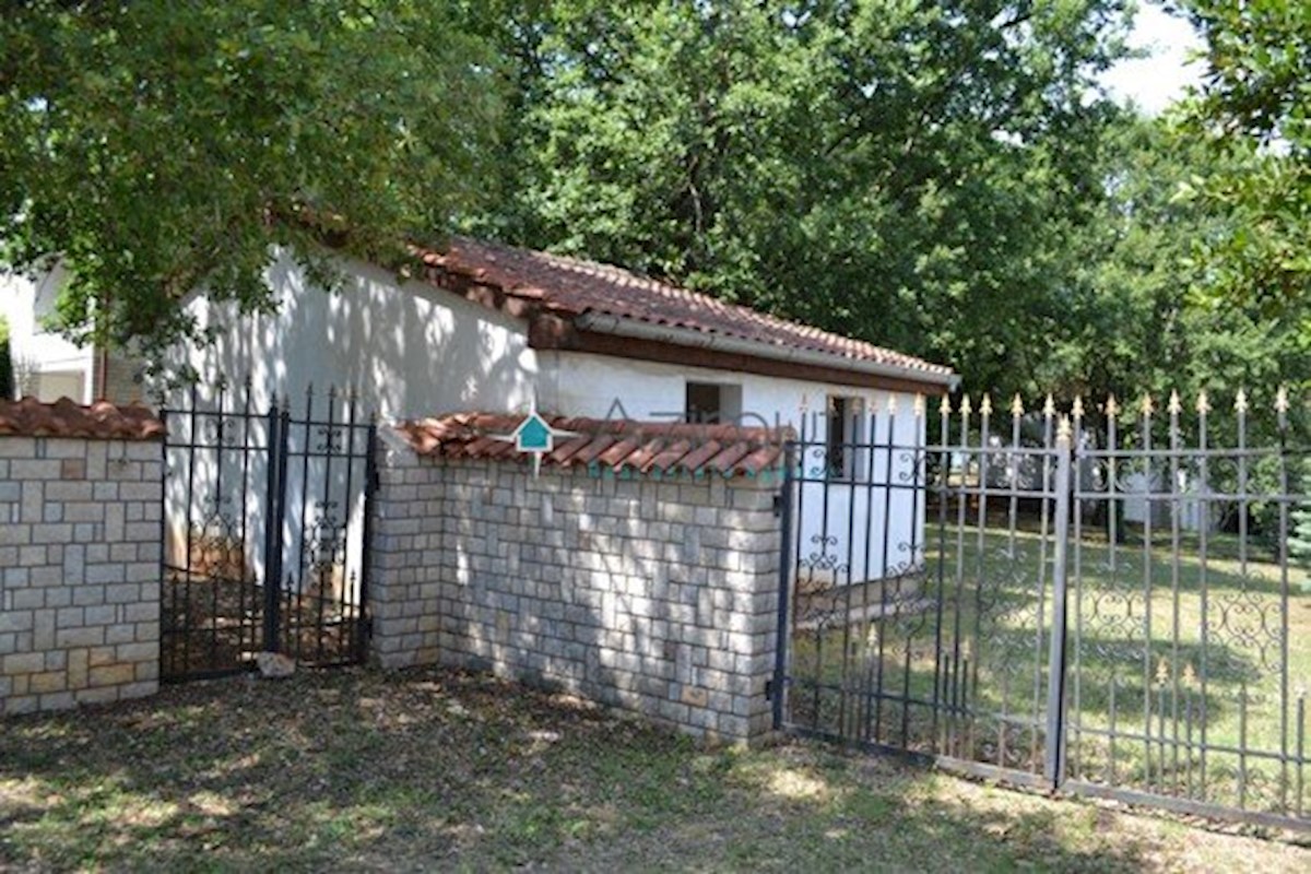 Casa In vendita - POŽEŠKO-SLAVONSKA  KUTJEVO 