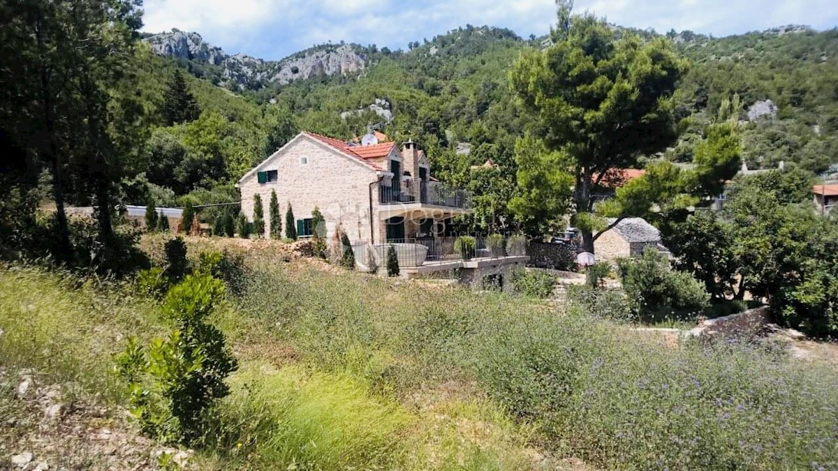 Parcela Na predaj - SPLITSKO-DALMATINSKA  HVAR 